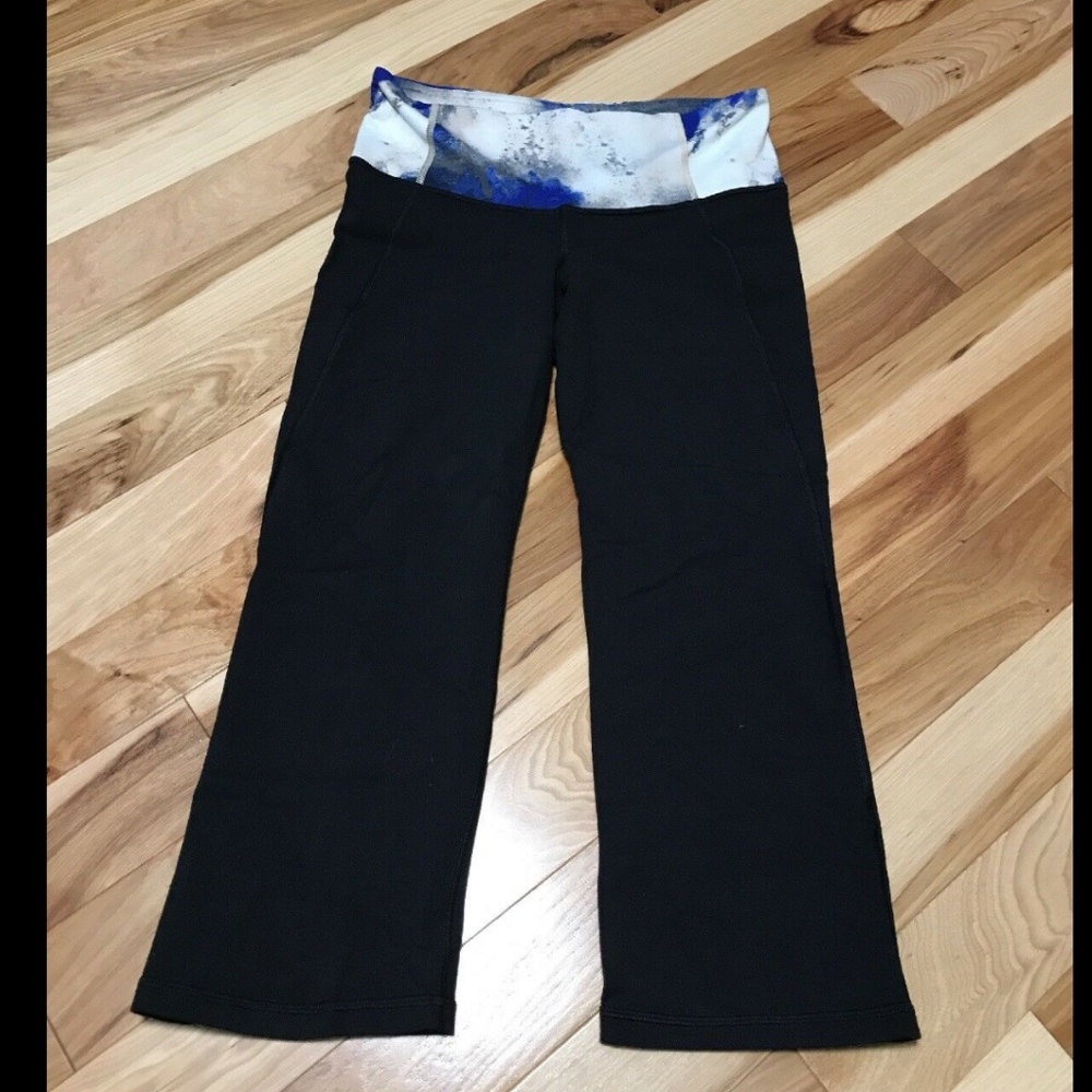 Awesome Lululemon Crops! Sz 6!